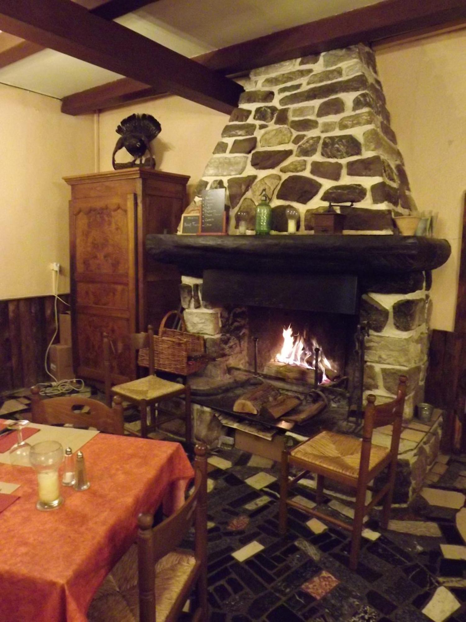 סן-מארי-דה-קמפן Auberge La Bergerie מראה חיצוני תמונה